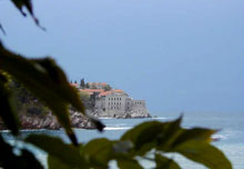 Святой Стефан, Черногория