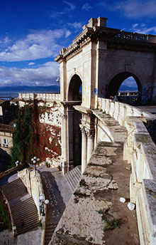 Piazza Constitutione