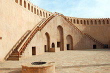 Низва, Оман