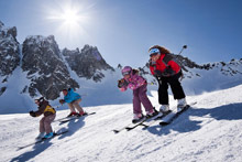 Тинь, Франция