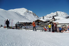 Тинь, Франция