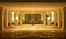 Вход в лобби