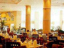 Jomitien Palm Beach Hotel & Resort