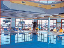 Закрытый бассейн