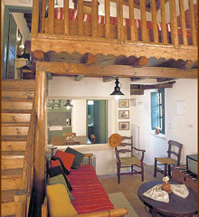 Апартамент. Гостиная, кухня и спальня