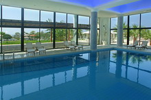 Закрытый бассейн