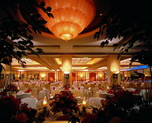 Sheraton Dubai Creek Hotel & Towers