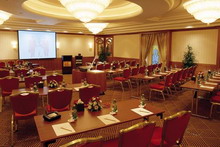 Sheraton Dubai Creek Hotel & Towers