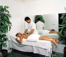 Elegance Beach Resort(ex.Sydney 2000)