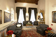 Гостиная на первом этаже