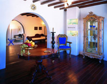 Kivotos Luxury Boutique Hotel(ex.Kivotos Clubhotel Deluxe)