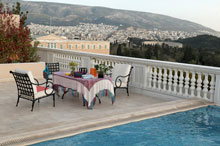 King George II Palace