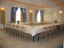 King George II Palace