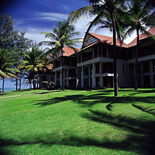 Outrigger Laguna Phuket Beach Resort(ex.Laguna Beach Resort)
