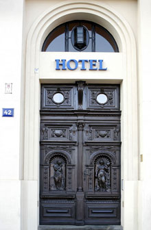 Golden Tulip Prague Terminus