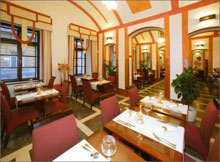 Best Western Premier Majestic Plaza