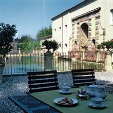 Borgo Bernardini Villa