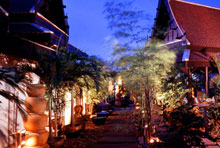 Royal Orchid Sheraton Hotel & Towers