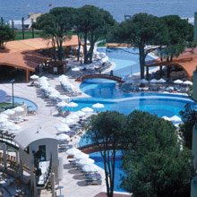 Cornelia De Luxe Resort