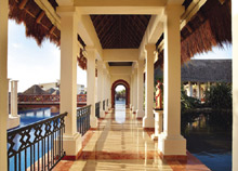 Now Sapphire Riviera Cancun