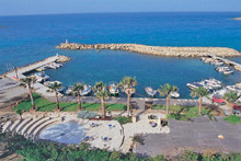 Coral Beach Hotel & Resort