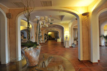 Colonna Beach Hotel & Residence