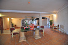 Colonna Beach Hotel & Residence