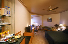 Kenilworth Beach Resort