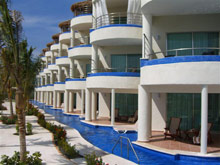 El Dorado Maroma a Beachfront Resort