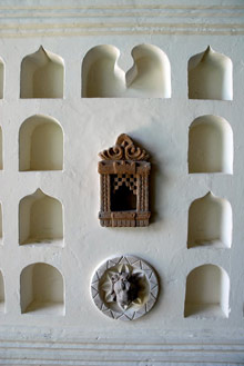 Lion in the Sun Retreat - Thalaspa Henri Chenot