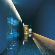 Hotel Monaco & Grand Canal