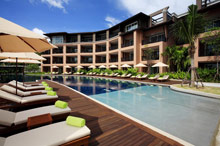 Radisson Blu Plaza Resort Phuket Panwa Beach