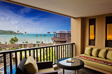 Radisson Blu Plaza Resort Phuket Panwa Beach