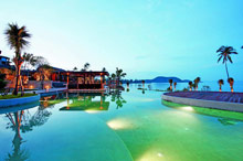 Radisson Blu Plaza Resort Phuket Panwa Beach