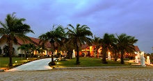 White Sand Doclet Resort & Spa