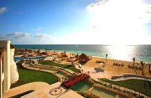 Azul Beach Hotel, by Karisma