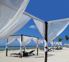 Blue Bay Grand Esmeralda