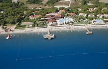 Crystal Flora Beach Resort