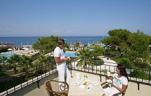 Crystal Flora Beach Resort