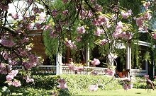 Hartford Country House