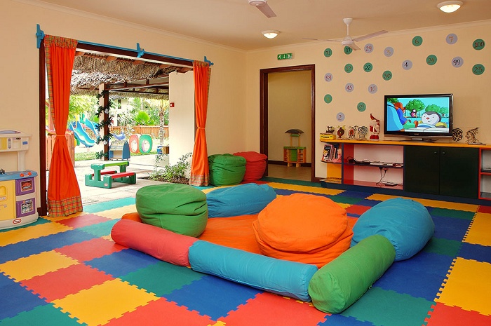 Constance Lemuria ResortKids Club.