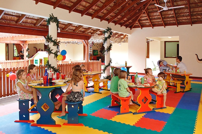All the air-conditioned units at the Constance Lemuria are decorated