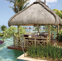 La Pirogue Resort & Spa