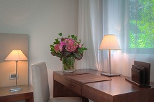 La Maison Champs Elysees