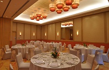 Crimson Resort & Spa Mactan