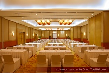 Crimson Resort & Spa Mactan