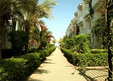 Minamark Beach Resort