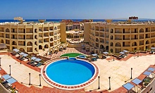 Sunny Days Mirette Family Apartments & Resort