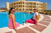 Sunny Days Mirette Family Apartments & Resort