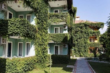 Armas Green Fugla Beach